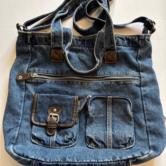 Source Unknown Handbags - BLUE JEAN TOTE / HANDBAG
HANDLES AND CROSSBODY STRAP 
FUN AND FABULOUS CHIC TOO